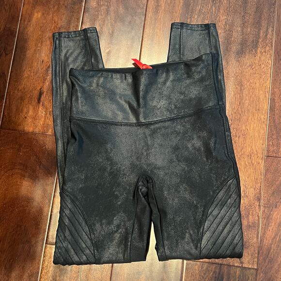 SPANX Women’s Black Leather-Look Leggings size Small - Picture 10 of 15